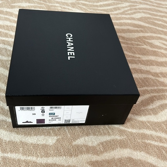 Chanel Mules 2024 - Picture 6 of 6